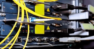 Заказать монтаж сетей в Тайшете. Обслуживание ПК, ремонт от 312 руб